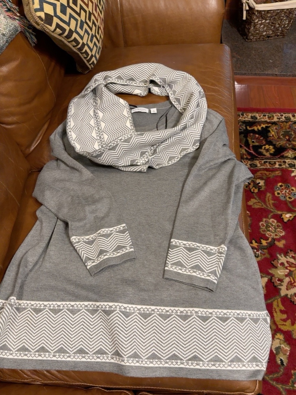 Kim Rogers Gray Knit Sweater with White Chevron Trim and detachable Scarf NWOT